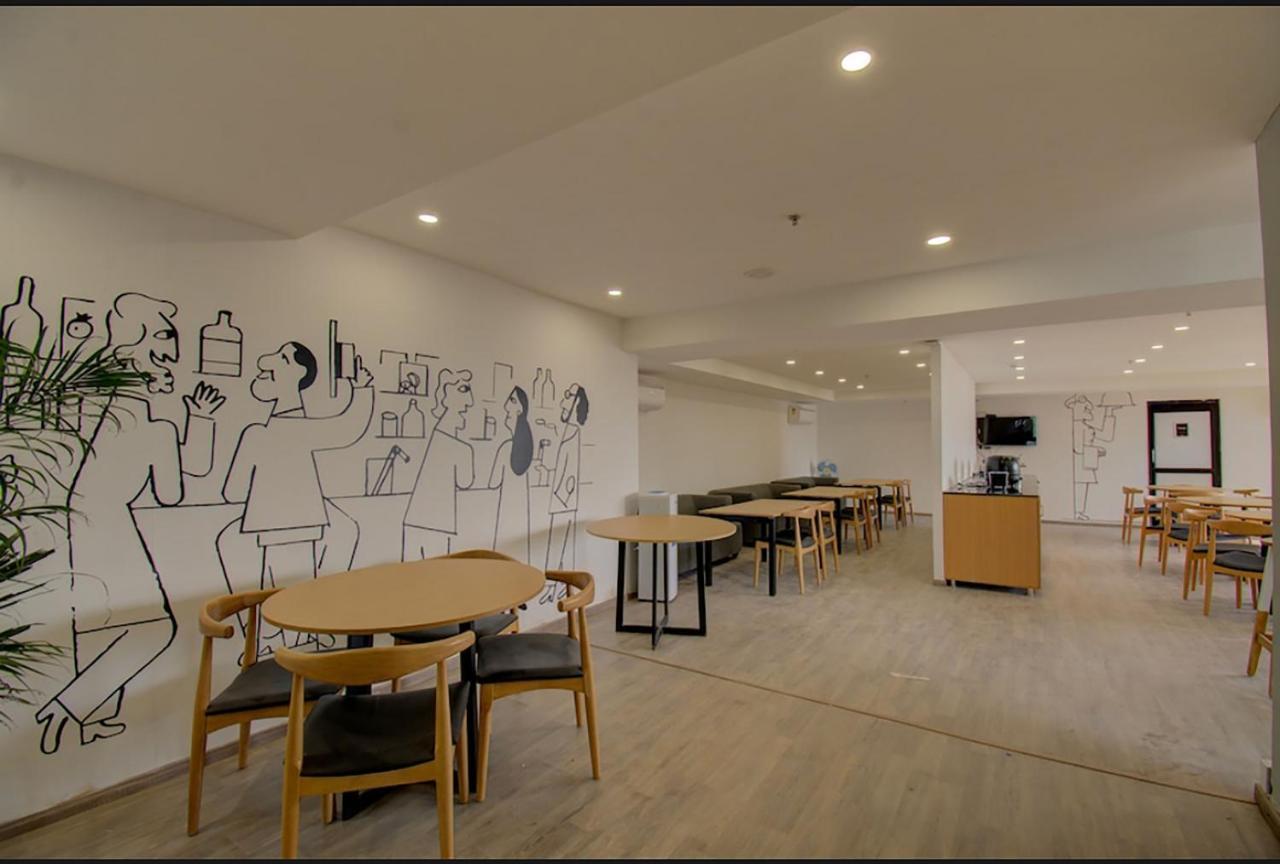 Shagun Hotel Вадодара Екстер'єр фото